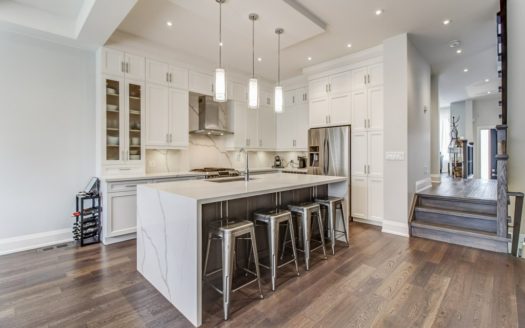 90 Laburnham Ave Long Branch
